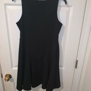 ANN TAYLOR BLACK DRESS